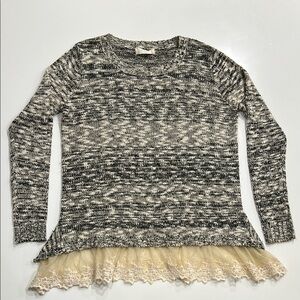 Altar’d State Lace Ruffle Top S/M